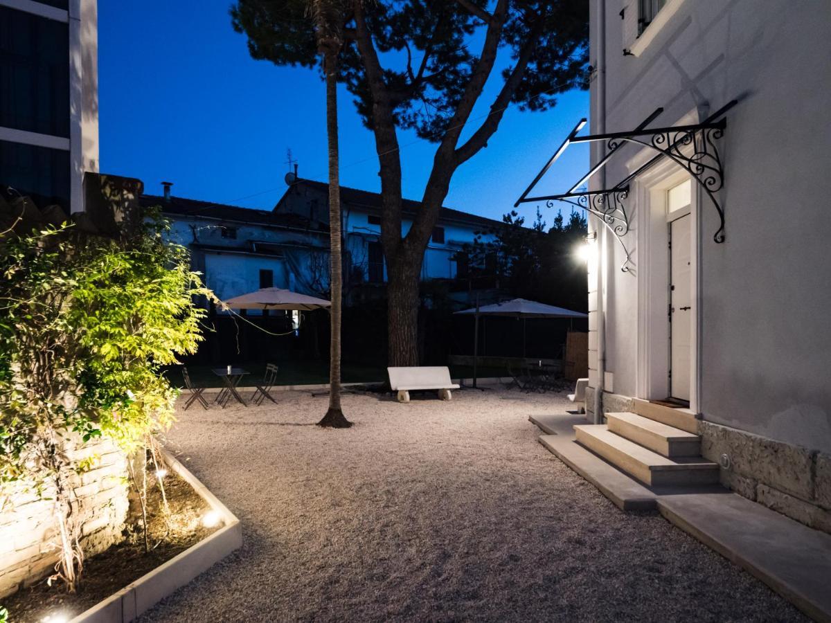 B&B Villa Tozza Senigallia Exterior foto